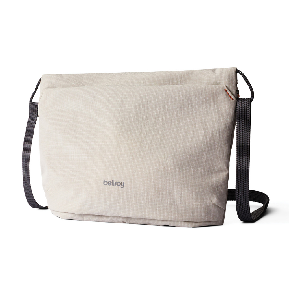 Bellroy Lite Sacoche - kopen of bedrukken - beige (± PMS Warm Grey 1)