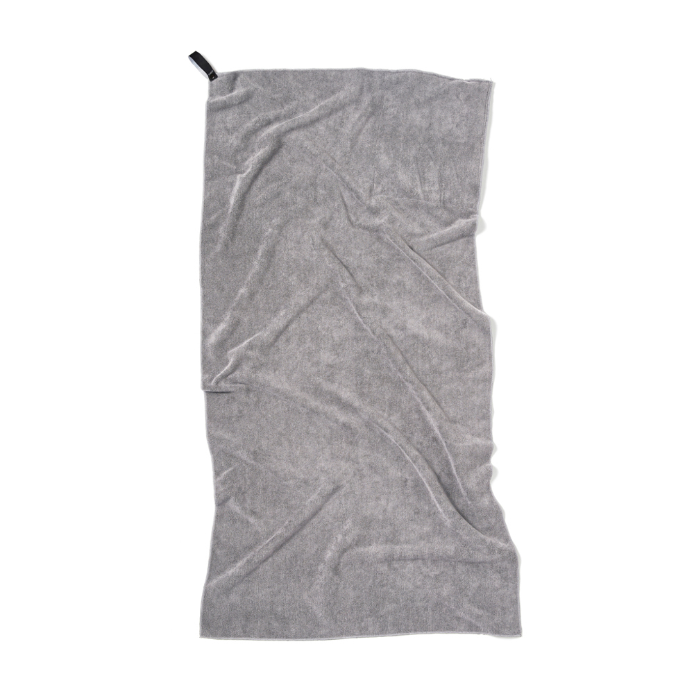 VINGA RPET Active Dry handdoek 140x70 - met logo of onbedrukt bestellen - grijs (± PMS 17-3911)