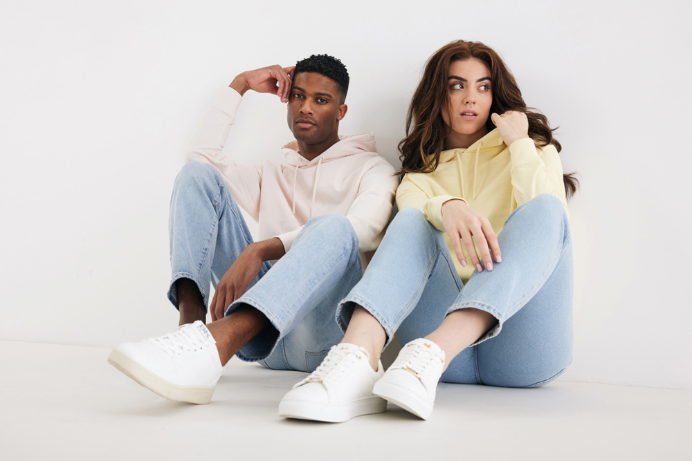 IQONIQ Rila lichtgewicht gerecycled katoen hoodie