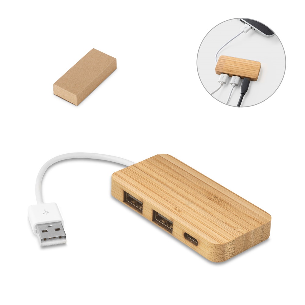 MOSER. HUB met 2 USB-A en 1 USB-C poorten in bamboe - voor bedrijven en relatiegeschenken