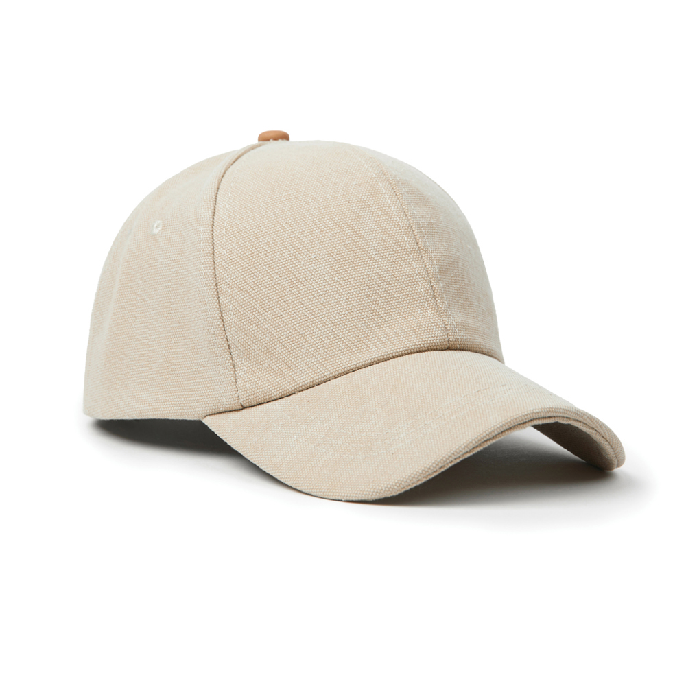 VINGA Bosler AWARE™ recycled canvas cap - voor bedrijven en relatiegeschenken - beige (± PMS 14-1012)