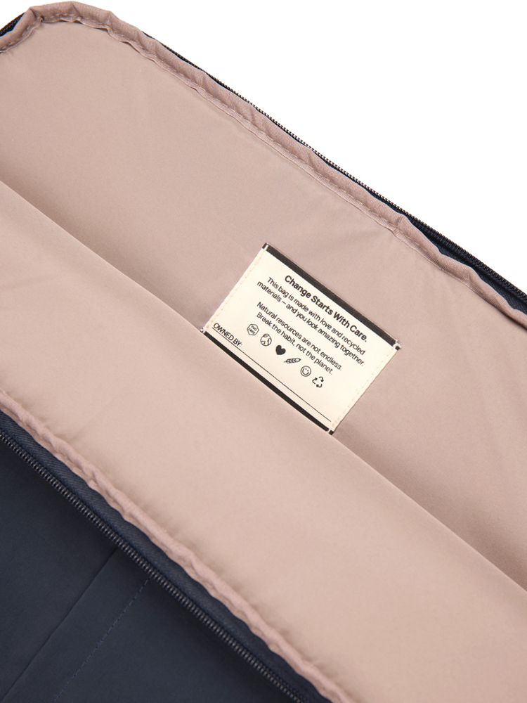 KENTO URBAN RCS gerecyclede nylon 15,6 inch laptopsleeve