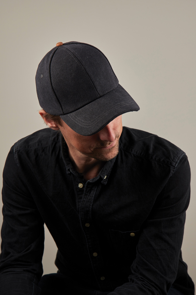 VINGA Bosler AWARE™ recycled canvas cap