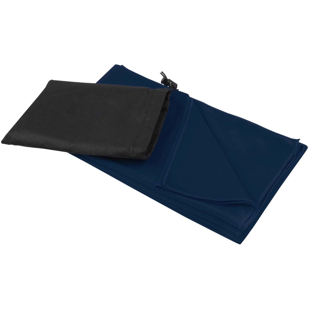 Lucas RPET sporthanddoek 70 x 140 cm - voor bedrijven en relatiegeschenken - Marineblauw