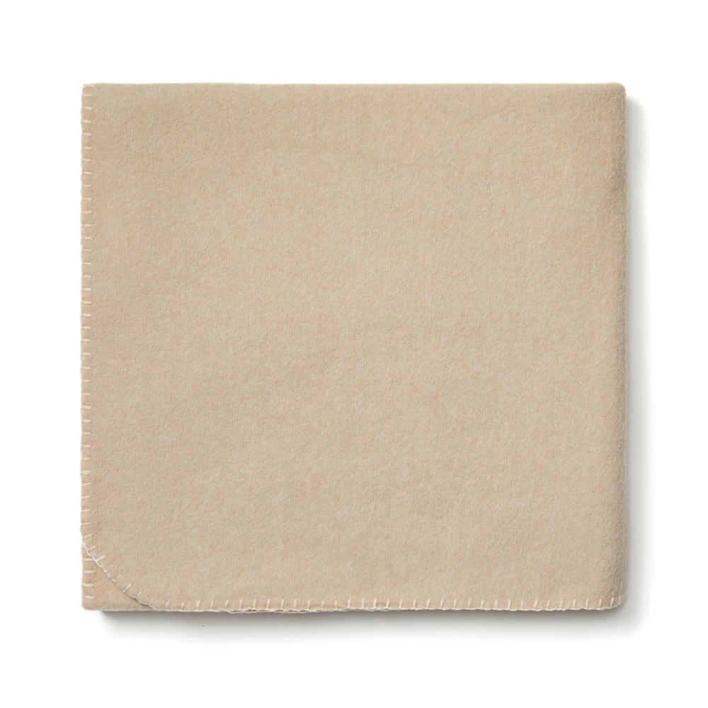VINGA Bilton gerecyclede deken/poncho - kopen of bedrukken - beige (± PMS 7528)